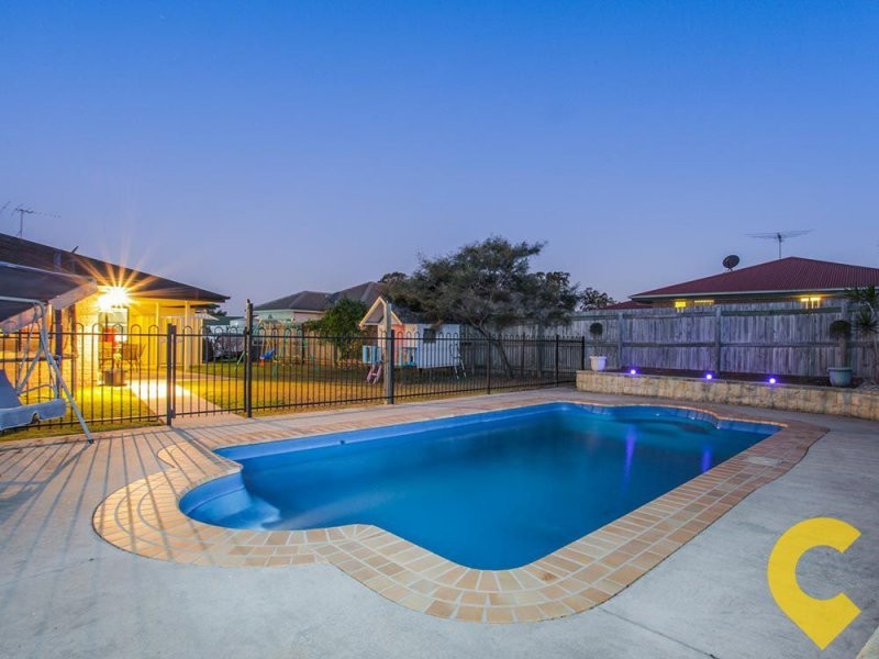 11 Schofield Circuit, Caboolture QLD 4510