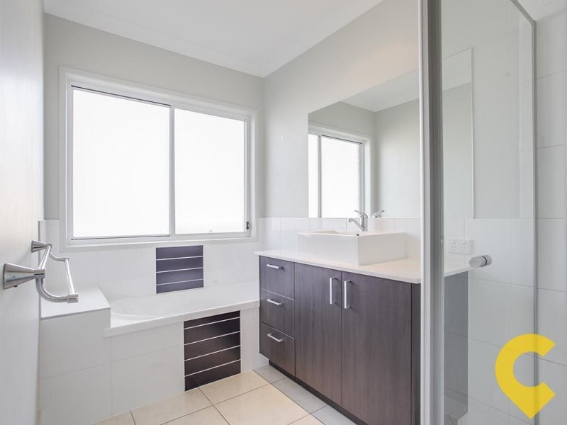 32 Hume Circuit, Warner QLD 4500