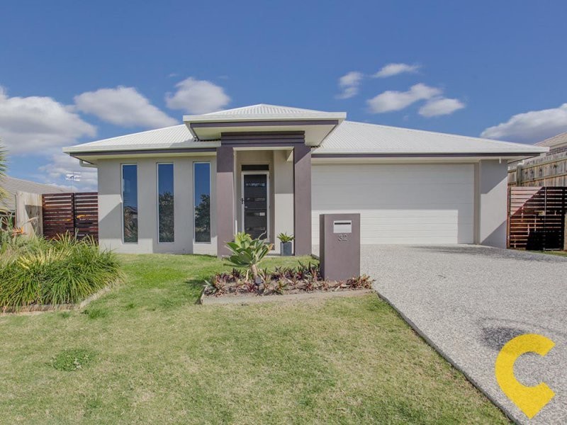 32 Hume Circuit, Warner QLD 4500