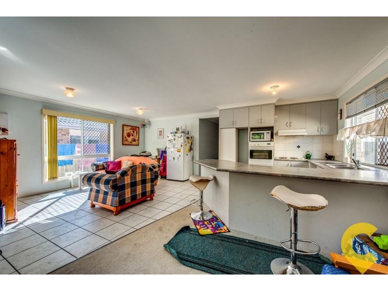 8 Monash Court, Forest Lake QLD 4078