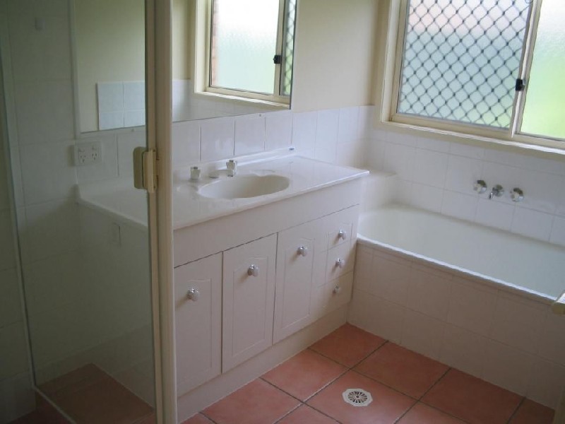 27 Fred Campbell Drive, Albany Creek QLD 4035