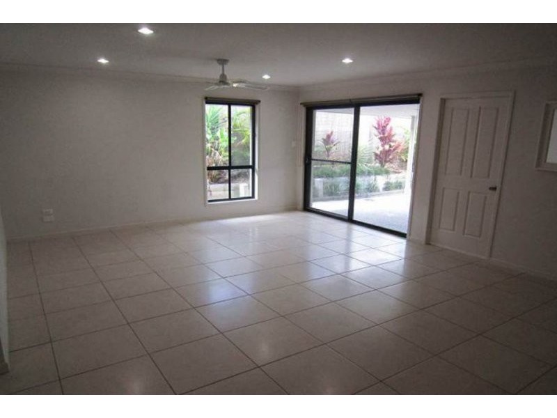 1/28 Wyndham Circuit, Holmview QLD 4207