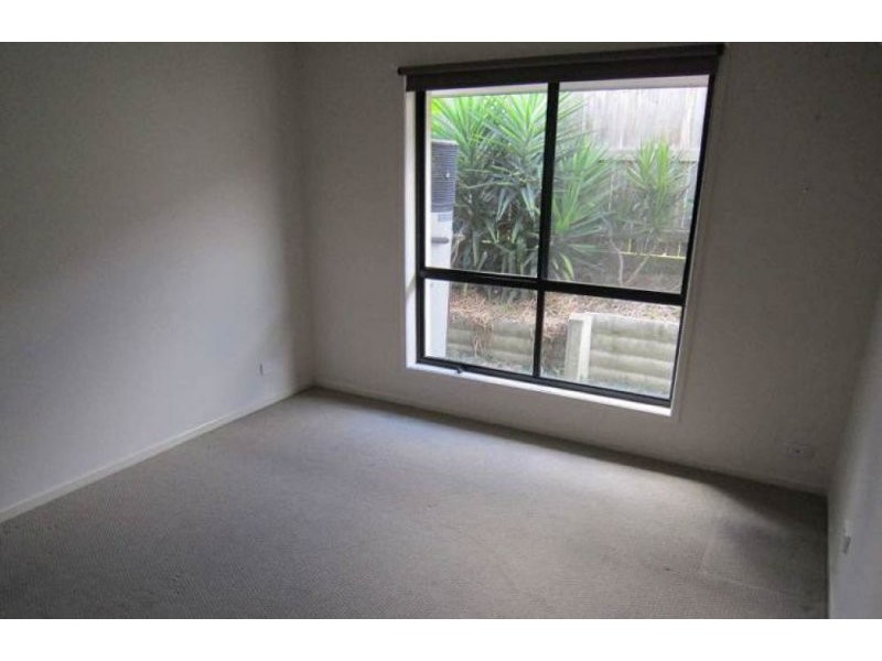 1/28 Wyndham Circuit, Holmview QLD 4207
