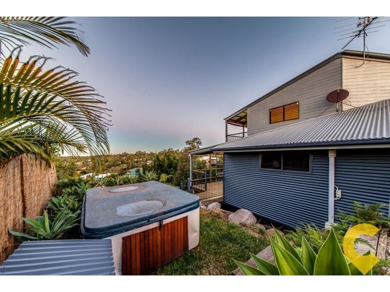 74 Hutton Road, Ferny Hills QLD 4055