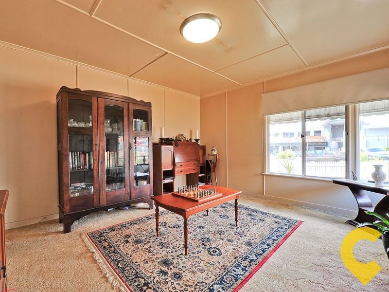 232 Nursery Road, Holland Park QLD 4121