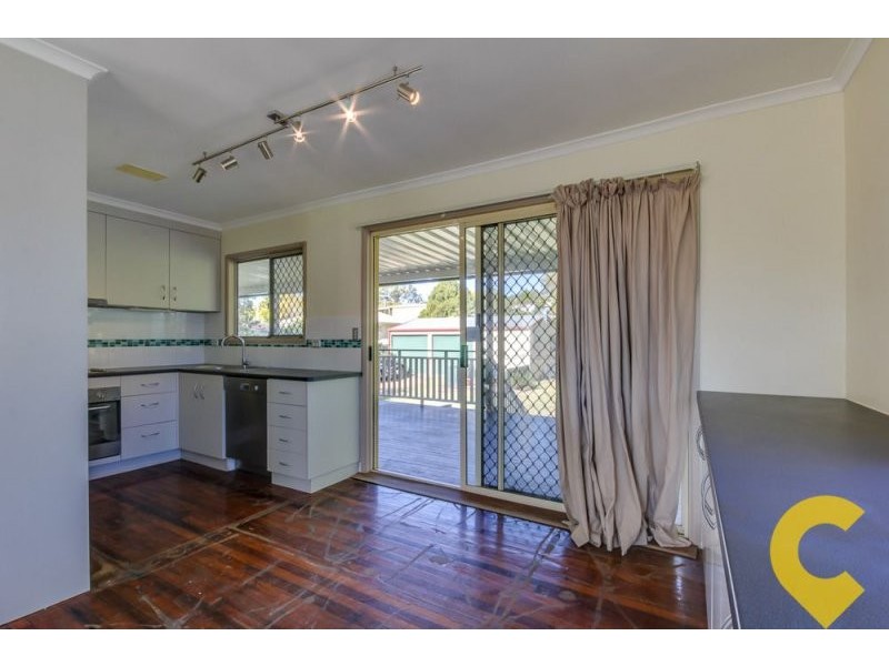 4 Cypress St, Woodridge QLD 4114