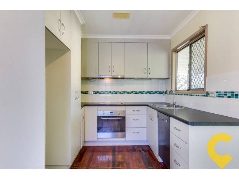 4 Cypress St, Woodridge QLD 4114