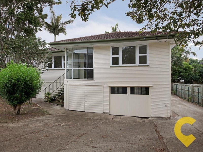 11 Greil Street, Brighton QLD 4017
