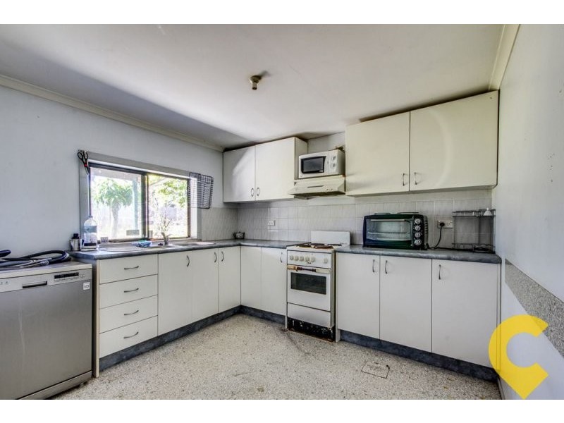 118 Jacaranda Avenue, Logan Central QLD 4114