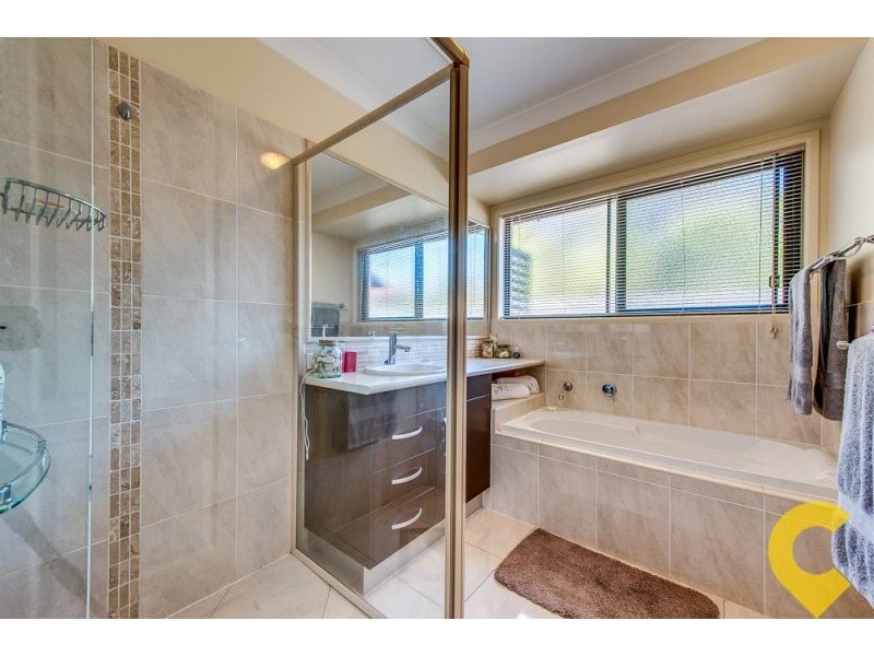 103 Laurel Street, Heathwood QLD 4110