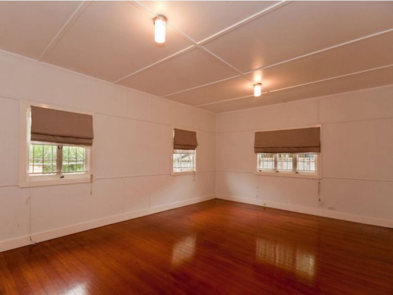 169 South Pine Road, Enoggera QLD 4051