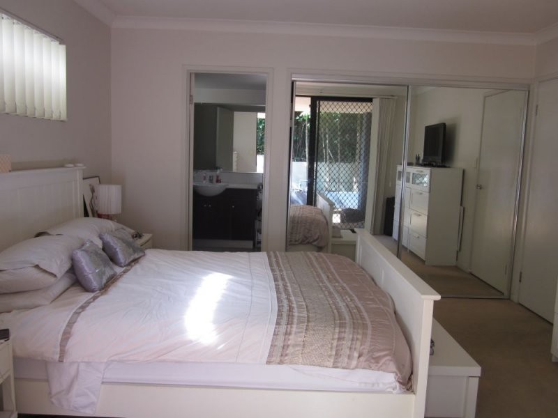 4/14 Grimes Street, Auchenflower QLD 4066