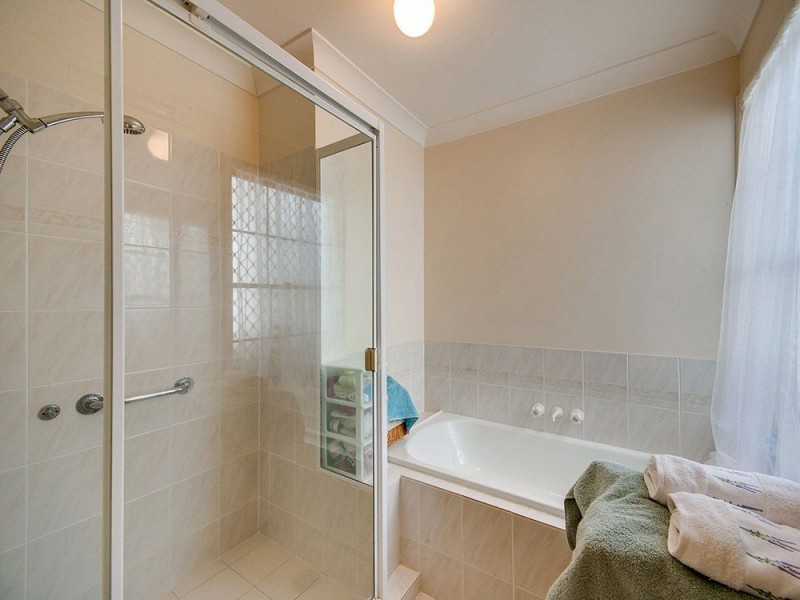 15 Fallow Street, Chermside West QLD 4032