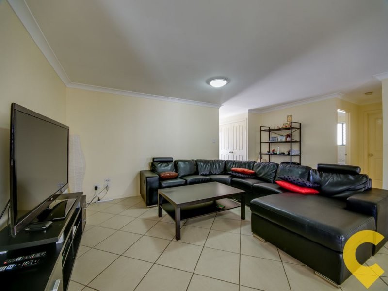 11 Emperor Court, Kallangur QLD 4503