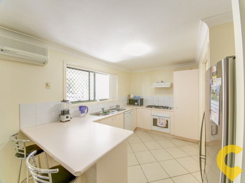 11 Emperor Court, Kallangur QLD 4503