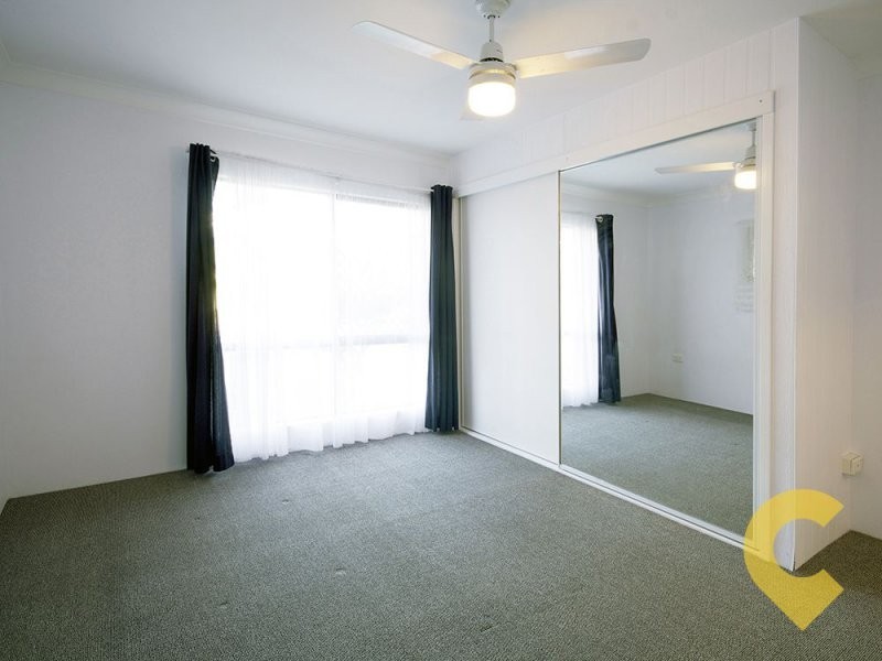 1/36 Lapoinya Crescent, Warana QLD 4575