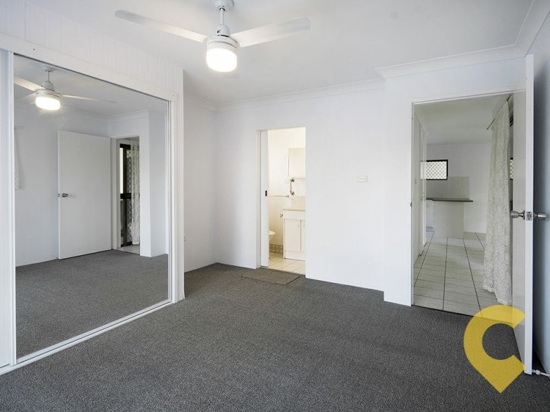 1/36 Lapoinya Crescent, Warana QLD 4575