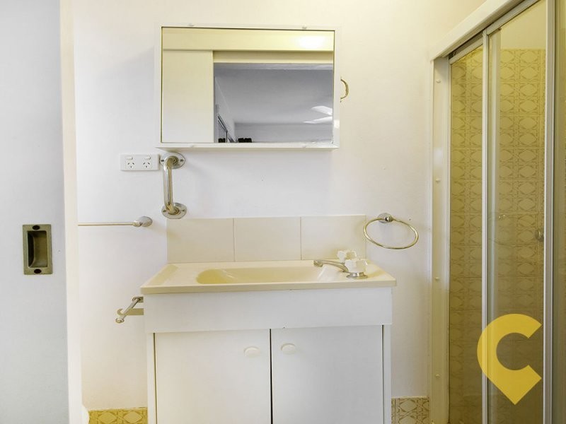 1/36 Lapoinya Crescent, Warana QLD 4575