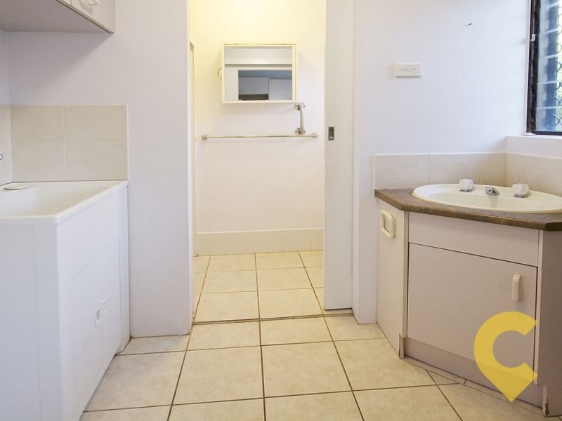 1/36 Lapoinya Crescent, Warana QLD 4575