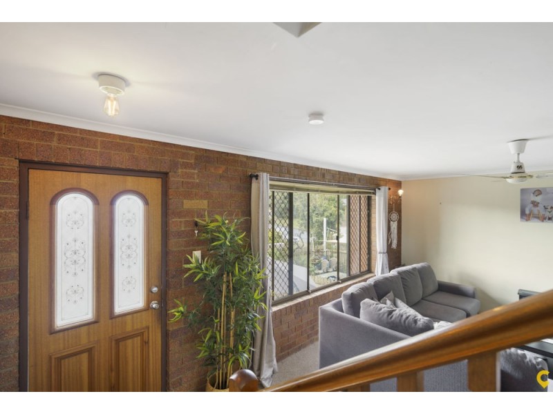 2/137 Olearia Street, Everton Hills QLD 4053