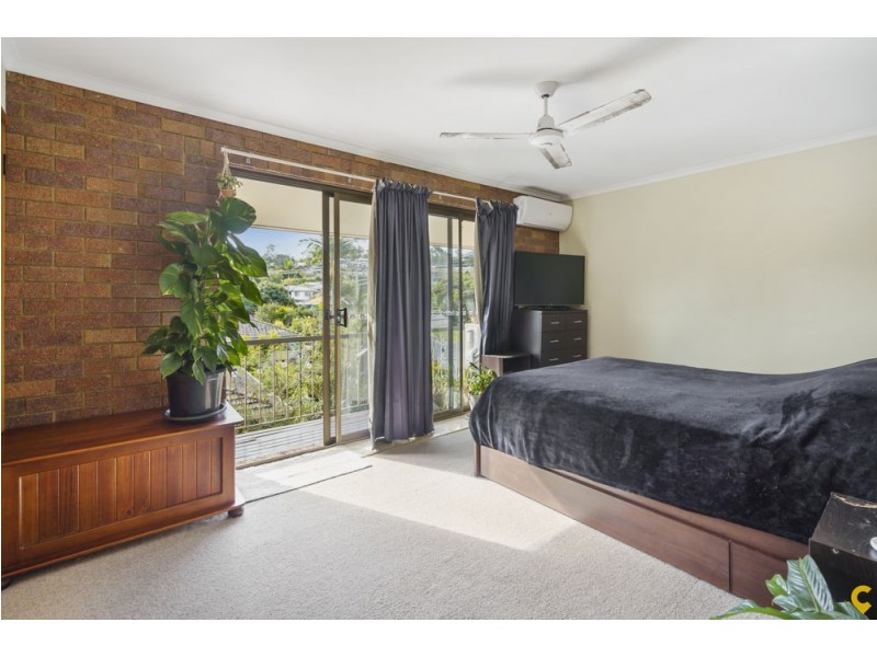 2/137 Olearia Street, Everton Hills QLD 4053