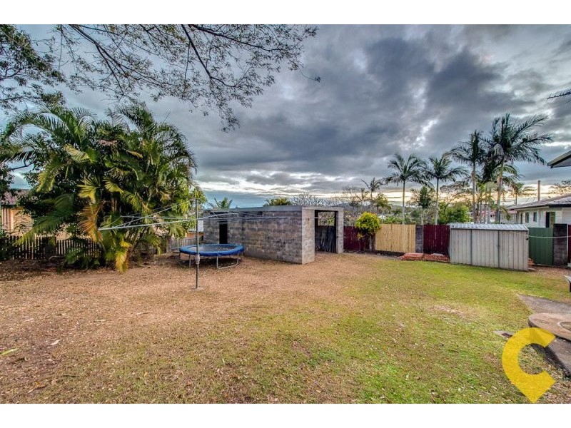 15 Eurobin Crescent, Ferny Hills QLD 4055