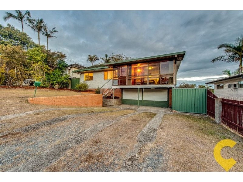 15 Eurobin Crescent, Ferny Hills QLD 4055