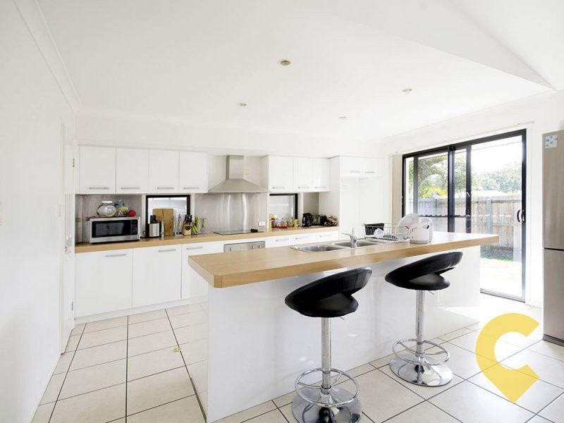 8 Lacebark Street, Meridan Plains QLD 4551