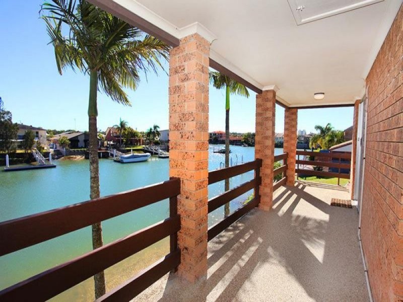 4/12 Akeringa Place, Mooloolaba QLD 4557