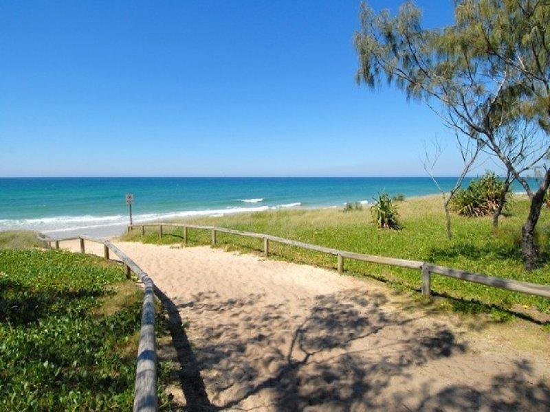 Unit 5 ‘Surfside On The Beach’ 145 Lowanna Drive, Buddina QLD 4575