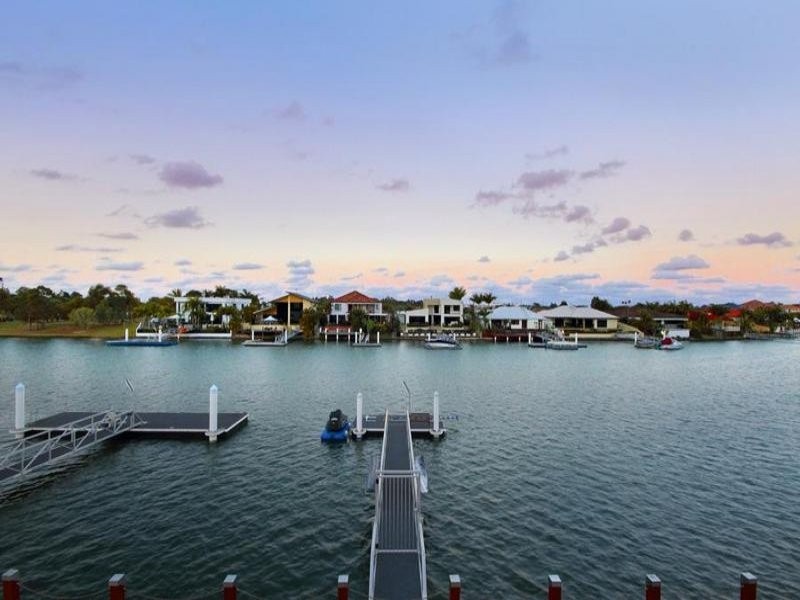 9 Nevis Court, Kawana Island QLD 4575