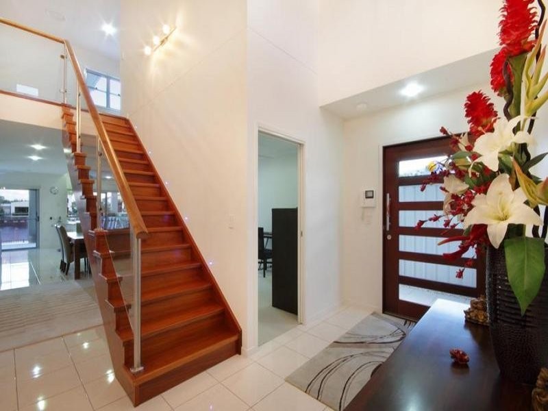 9 Nevis Court, Kawana Island QLD 4575