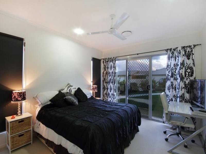 9 Nevis Court, Kawana Island QLD 4575