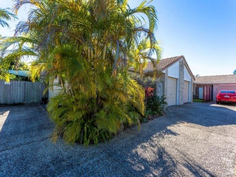 Unit 1 ‘Costa Del Rose’ 106 Amarina Avenue, Mooloolaba QLD 4557