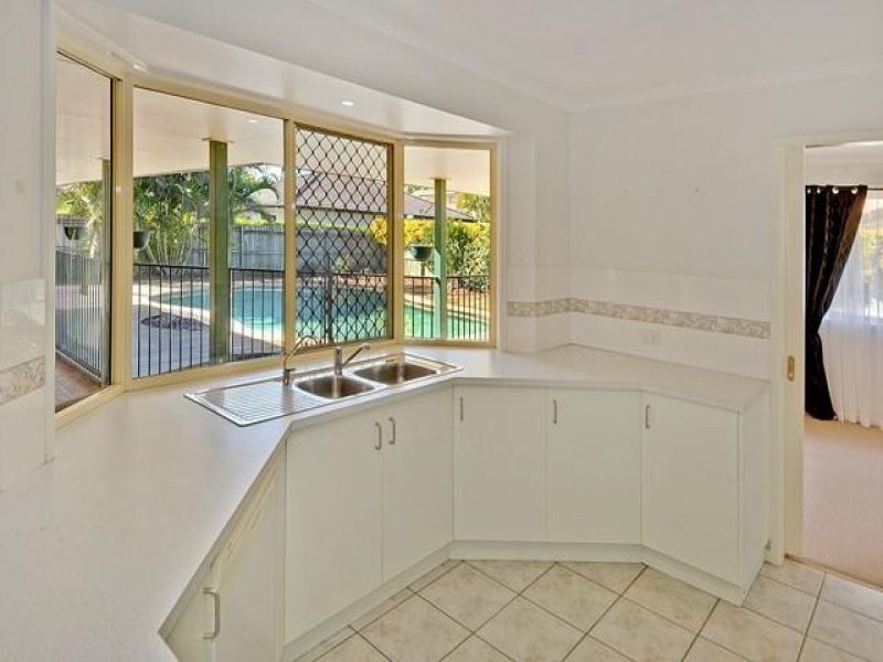 5 Teasel Court, Mountain Creek QLD 4557