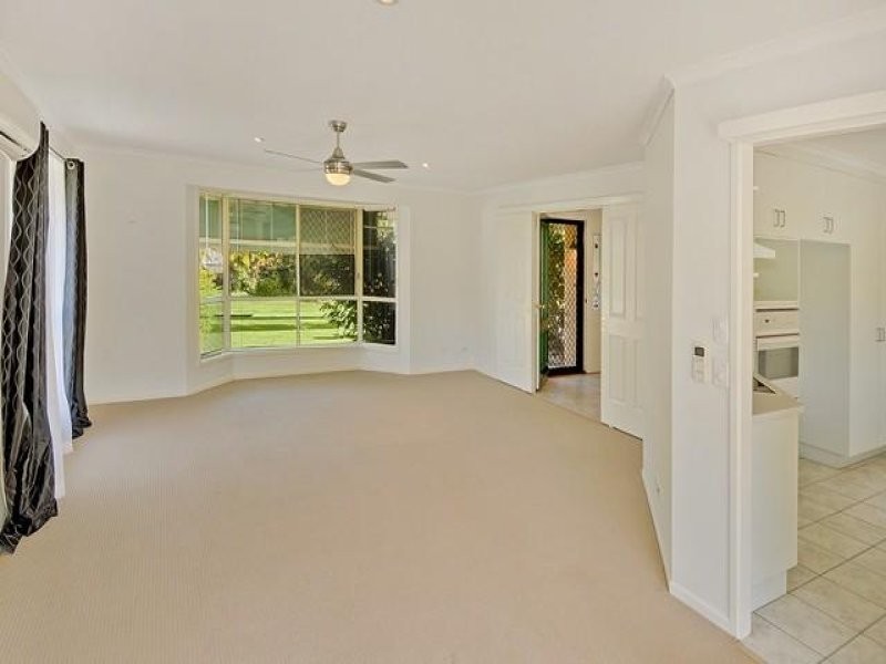 5 Teasel Court, Mountain Creek QLD 4557