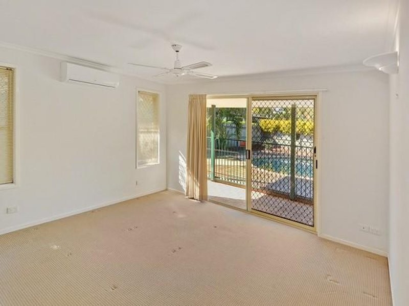 5 Teasel Court, Mountain Creek QLD 4557