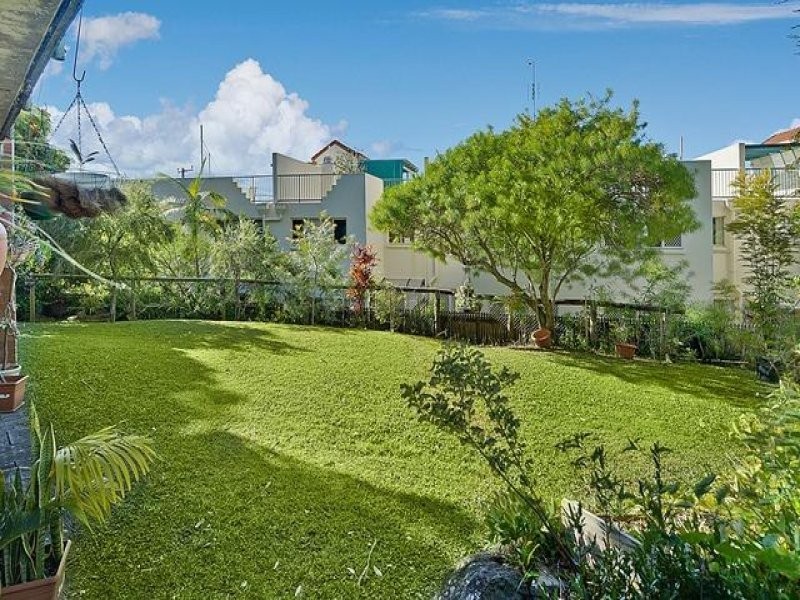 Unit 3 & 4 ‘Coel Na Mara’ 124 Buderim Avenue, Alexandra Headland QLD 4572