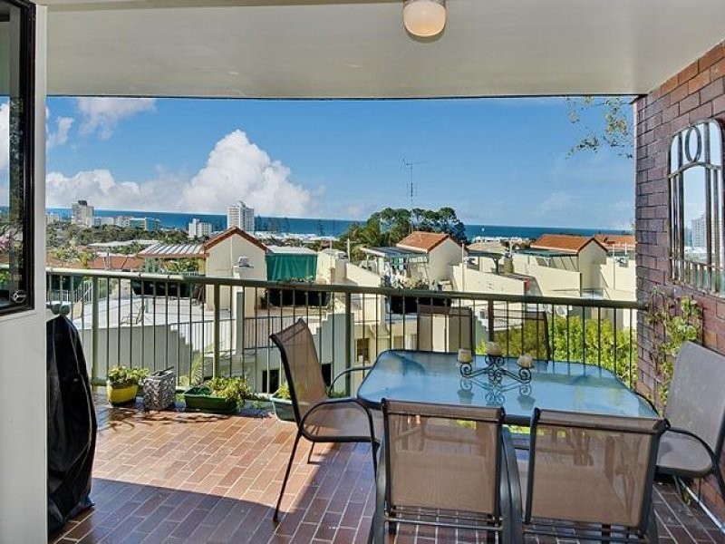 Unit 3 & 4 ‘Coel Na Mara’ 124 Buderim Avenue, Alexandra Headland QLD 4572