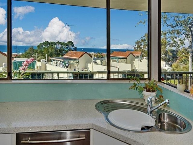 Unit 3 & 4 ‘Coel Na Mara’ 124 Buderim Avenue, Alexandra Headland QLD 4572