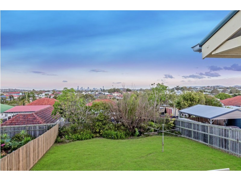 290 Rode Road, Wavell Heights QLD 4012