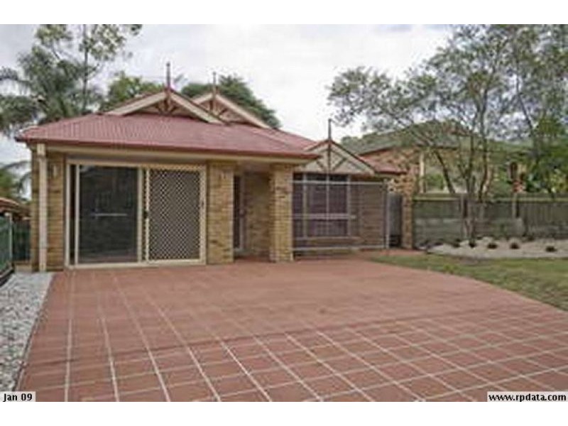 8 Lawson Pl, Forest Lake QLD 4078