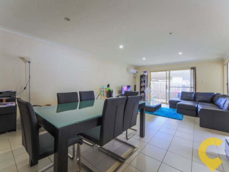 2/4 Barratt Street, Coomera QLD 4209