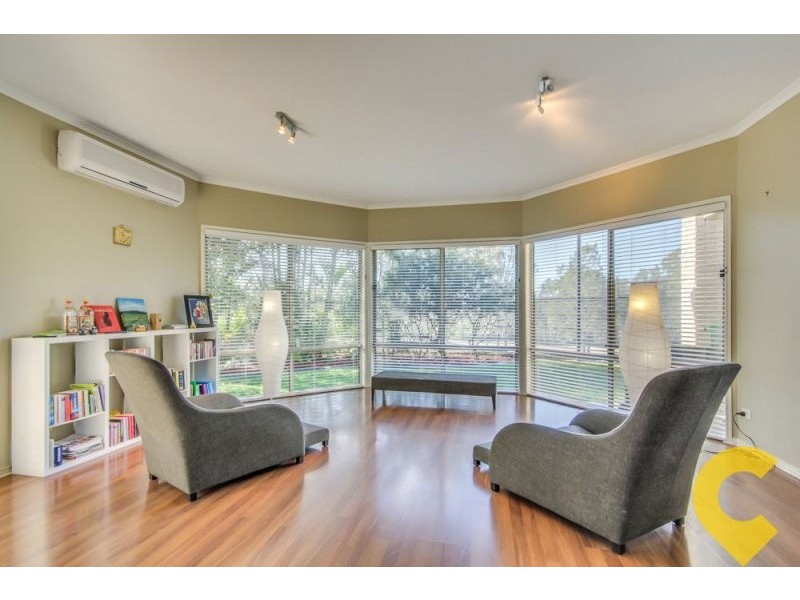 16 Riverside Terrace, Windaroo QLD 4207