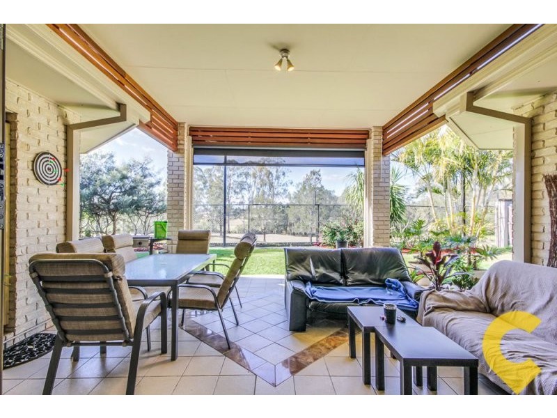 16 Riverside Terrace, Windaroo QLD 4207