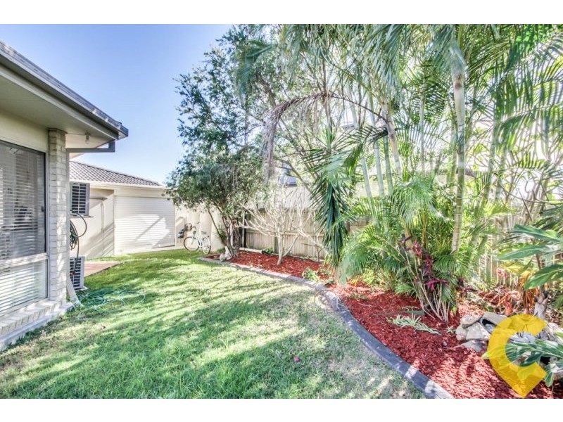 16 Riverside Terrace, Windaroo QLD 4207