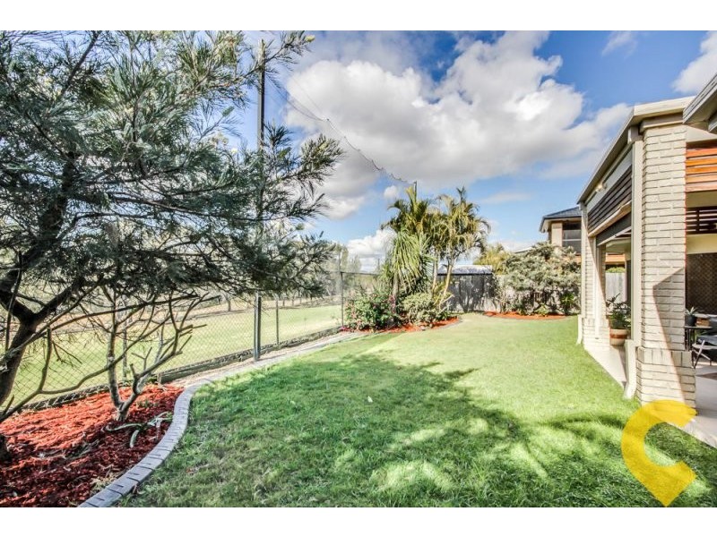 16 Riverside Terrace, Windaroo QLD 4207