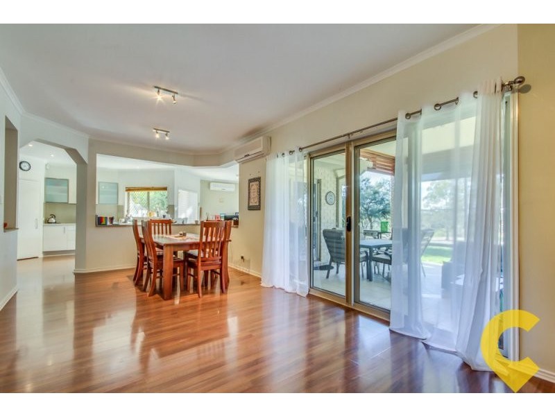 16 Riverside Terrace, Windaroo QLD 4207