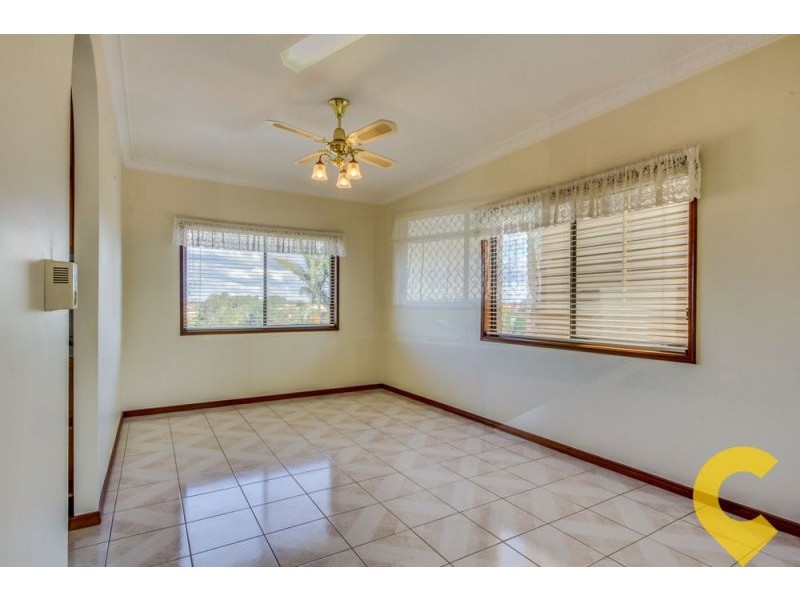 7 Bordeaux Street, Eight Mile Plains QLD 4113