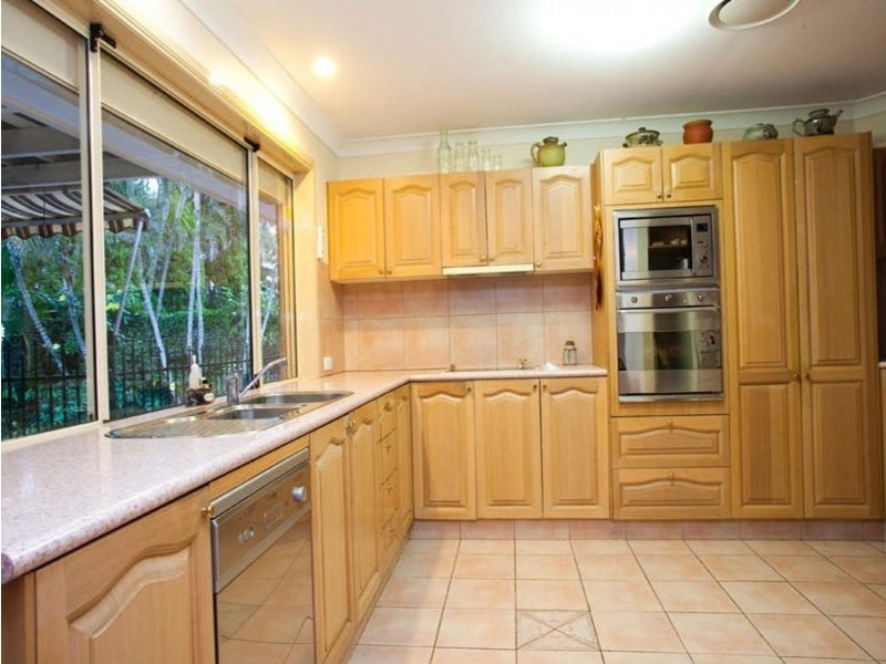 13 Raider Place, Sunnybank Hills QLD 4109